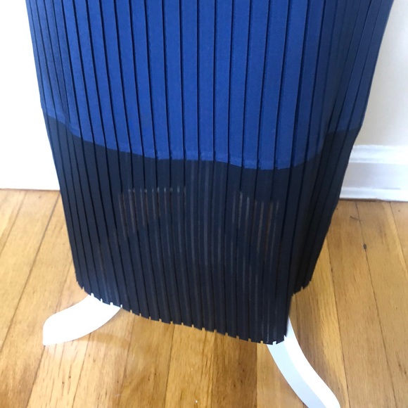 IRIS & INK BLACK/BLUE PLEATED SKIRT - Picture 2 of 7
